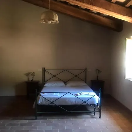 Il Covo Del Solengo Фермерский дом Valtopina